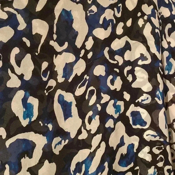 Show me your Mumu sheer v-neck blouse - Picture 4 of 4